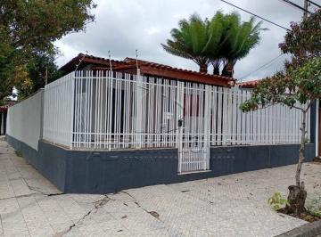 Casa · 130m² · 2 Quartos · CASA COM 2 QUARTOS SENDO 1 SUITE NO BARCELONA