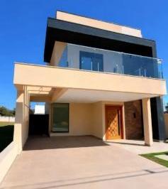 Casa · 360m² · 3 Quartos · 2 Vagas · Casa de Condomínio para venda em Cajuru Do Sul de 360.00m² com 3 Quartos, 3 Suites e 2 Garagens
