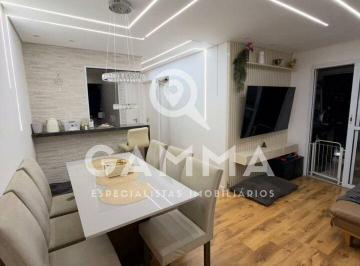 Apartamento · 52m² · 1 Quarto · 1 Vaga · **Apartamento reformado com closet, escritório e varanda com churrasqueira no Parque Maria Domitila