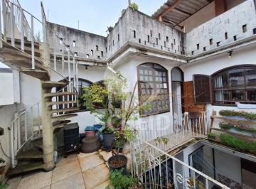 Casa · 230m² · 6 Quartos · 2 Vagas · Casa Térrea + Sobrado com Terraço a venda 190m², no Jardim Sabará.