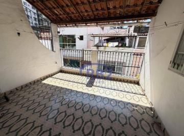 9aa9b81b593a83dbcccf4b653e84bce3cc672fc9 · Casa de vila na Rua Paulo Alves no Ingá próximo de farto comércio