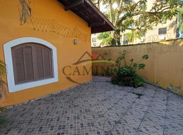 Casa · 95m² · 2 Quartos · 2 Vagas · PROPRIETÁRIO ESTÁ SE DESFAZENDO! 2 DORMITÓRIOS com 2 suítes - 800 M Praia da Enseada;