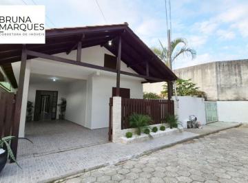 Casa · 144m² · 5 Quartos · 2 Vagas · Sua nova casa espera por você!