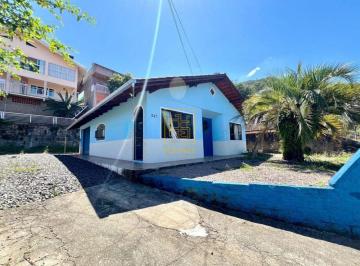Casa · 96m² · 3 Quartos · 2 Vagas · Casa com amplo espaço externo no bairro Canta Galo em Rio do Sul