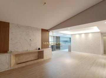 Casa · 375m² · 5 Quartos · 10 Vagas · Casa Exclusiva com Edícula Completa e Espaço para