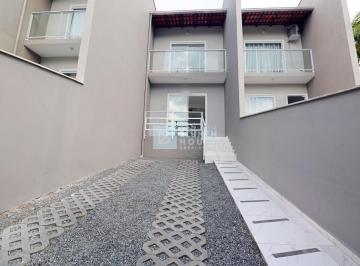 Casa · 73m² · 2 Quartos · 1 Vaga · Sobrado à venda no bairro Itoupava Central!
