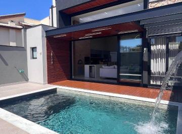 Casa · 242m² · 3 Quartos · 4 Vagas · Casa de Condomínio para venda em Aparecidinha de 242.00m² com 3 Quartos, 3 Suites e 4 Garagens