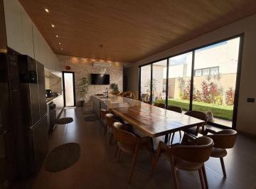 dd7d6452f6b1942ffd2dbfec5ee31596515adaf9 · Casa à venda no Condomínio Reserva dos Ipês em Uberlândia