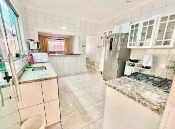 0c0405ce80a8a54484755e6ffdecc6afcebe5d67 · CASA VICENTE PIRES 2 QUARTOS VARANDACHURRASQUEIRA TERRAÇO ESCRITÓRIO GARAGEM AMPLA COZINHA AMERICANA