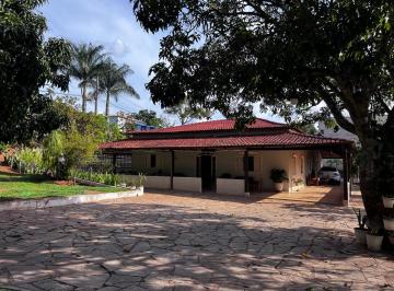 29f809f5418efc3b821b0e05e84bdb40d2b89131 · CASA ARNIQUEIRAS CONJ 5 7Q 6SUÍTES LOTE 1.000M² 411M² PERMUTA