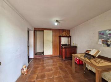 4875f5df-6ce9-4b7d-9ea6-0066edf42b88 · Aconchegante casa para venda em Vila Mariza Mazzei com 5 quartos, sendo 1 suíte, 298m²