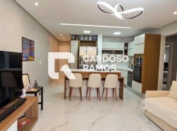 Apartamento · 120m² · Lindo apartamento com garden, 2/4, ambos suites.