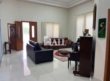 Casa · 300m² · 3 Quartos · 4 Vagas · Casa de Condomínio, Golden Park, Mirassol