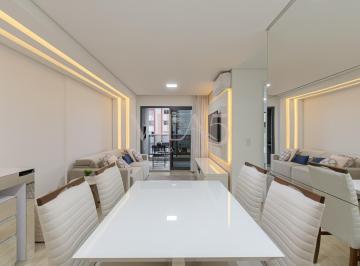 Apartamento · 76m² · 2 Quartos · 2 Vagas · Apartamento no Centro de Curitiba com 2 quartos e 2 vagas com churrasqueira