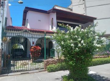 202605221144401998.jpg · Casa para Venda em Niterói, SÃO FRANCISCO, 3 dormitórios, 2 suítes, 5 banheiros, 1 vaga