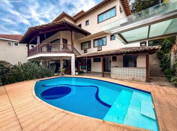 202603301529512842.jpg · Casa Alto Padrão para Venda em Niterói, Piratininga, 7 dormitórios, 3 suítes, 4 banheiros, 2 vagas