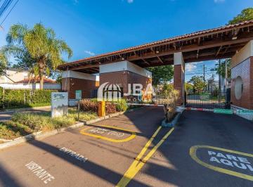 01 · Casa à venda - em Pinheirinho