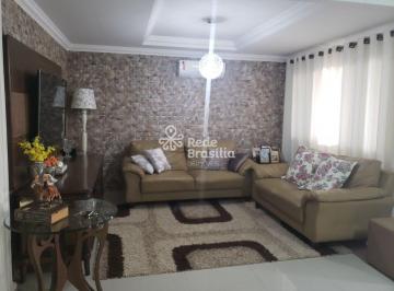 Casa · 300m² · 5 Quartos · 4 Vagas · Avenida Central - Casa Nascente - 300 m² - 05 quartos - à vista - Vila Planalto