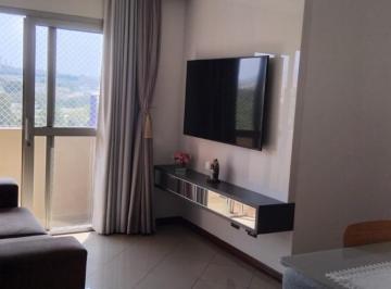 Sala e sacada · Apartamento à venda na Vila Guarani em Jundiaí - SP