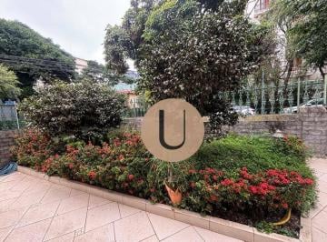 f1cc12cc9e2535492a6a7bb1a97169934ddf8190 · Casa de Esquina no Jardim Paulista com Excelente Potencial para Modernização - 271m²
