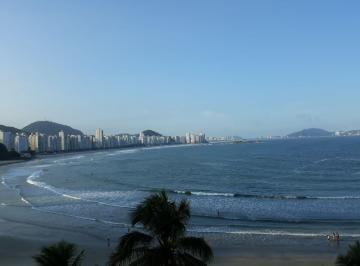 Apartamento de 4 quartos, Guarujá · Lindo apartamento com uma belíssima vista para o mar. Frente praia, è na areia.