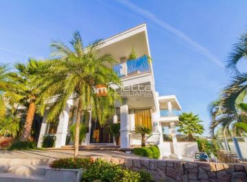 asdqz0g2owy0odq1yzjkowu0_md · Casa com 5 suítes à venda, no Bairro Cacupé - Florianópolis/SC