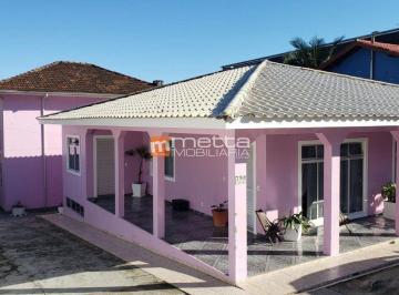 vdcaikk2owy0owq0ogq5zde4_md · Casa à Venda em Lagoa da Conceição, Florianópolis - SC