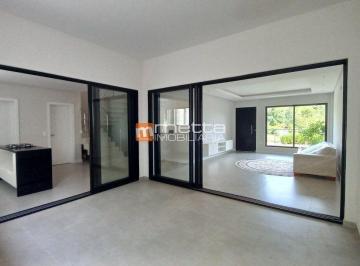 zx3m4qm2owy0ytjhzwvkyjyz_md · Casa à Venda em João Paulo, Florianópolis - SC