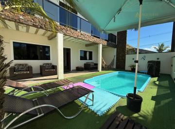 Casa · 150m² · 3 Quartos · 2 Vagas · Sobrado com piscina em rua asfaltada no Balneário Inajá  -  Matinhos