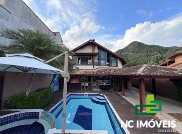 Casa · 260m² · 5 Quartos · Belíssima Casa à Venda no Cidade Jardim - Caraguatatuba