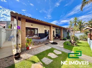 Casa · 160m² · 3 Quartos · 4 Vagas · Venda - Casa Térrea no Condomínio Mar Verde