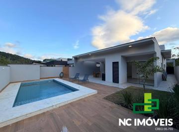 Casa · 200m² · 3 Quartos · 5 Vagas · Imóvel Novo a Venda no Condomínio Mar Verde.
