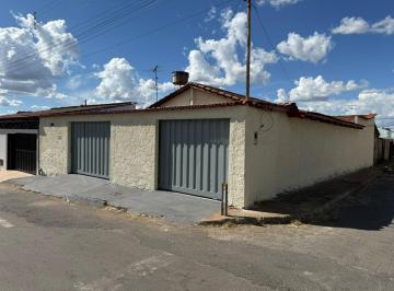 202605221937226424.jpeg · Casa para Venda em Trindade, Vila Barro Preto, 4 dormitórios, 2 banheiros, 4 vagas