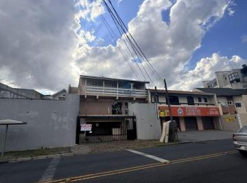 Casa de 4 quartos, Curitiba · Casa com 4 quartos e 4 vagas em Vista Alegre, 500 m² à venda
