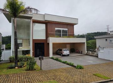 Casa de 3 quartos, Santana de Parnaíba · Casa a Venda no Condomínio Burle Marx