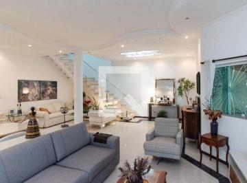 Sobre o imóvel: Imóvel de alto padrão, com 500 metros de terreno, em uma região · Casa à Venda - Tremembe, 4 Quartos, 470 m² - São Paulo
