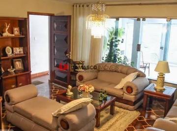 Casa · 350m² · 4 Quartos · 2 Vagas · Casa em Osvaldo Cruz