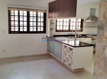 Casa · 140m² · 3 Quartos · 3 Vagas · Casa com Suíte, Varanda Gourmet e 3 Vagas - Próx. ao Ibirapuera