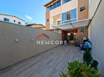 Casa · 320m² · 2 Quartos · 2 Vagas · Casa em Rua Cleiton R Neves - Itinga - Lauro de Freitas/BA