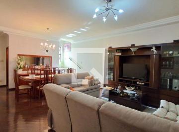 Casa · 240m² · 3 Quartos · 4 Vagas · Casa à Venda - Olímpico, 3 Quartos, 240 m2