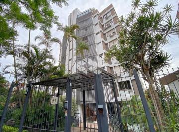 Apartamento · 133m² · 3 Quartos · 2 Vagas · Apartamento de 03 quartos c/suite e duas vagas para carro no Bairro Moinhos de vento