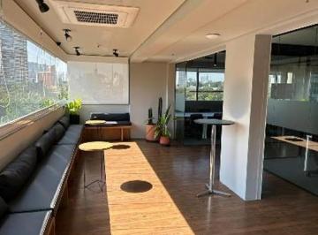 Comercial · 632m² · 18 Vagas · Sala comercial na Rua Luiz Seráphico Júnior, N. 511 - 4° andar • 632 m²