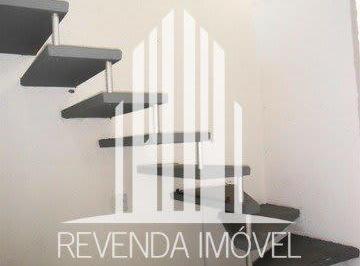 Comercial · 95m² · 1 Quarto · 1 Vaga · Casa comercial na Rua Catequese, N. 273 • 95 m²