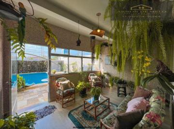 Casa · 254m² · 4 Quartos · 6 Vagas · Casa à venda - no Boqueirão
