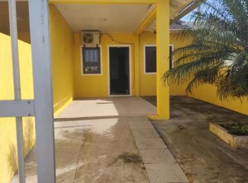 Casa · 80m² · 2 Quartos · 1 Vaga · Casa geminada com piscina em bairro de moradores em Tramandaí