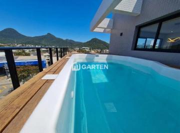 Piscina · Cobertura com 4 quartos em Caiobá