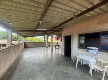 Casa de 2 quartos, Itanhaém · Casa com 2 quartos e espaço para piscina em Itanhaém.