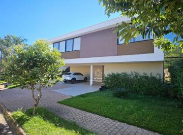319fbb091ea2f76f355549307f9004e65426b329 · Aluga se Casa Parque da Hípica com 4 suítes