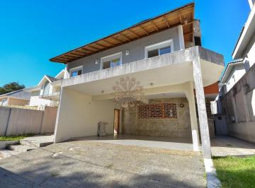 Casa · 250m² · 3 Quartos · 5 Vagas · Ampla casa com 3 quartos,