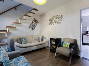 Casa · 70m² · 2 Quartos · Sobrado 2 quartos em Vila Particular à 750 mts Metrô Parada Inglesa!